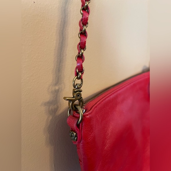 Elliot Lucca Messina Leather Pyramid Fire 3 Zip Crossbody Bag - Picture 5 of 15